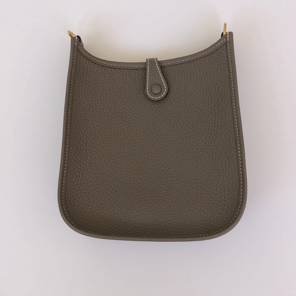 🎉HP🎉NWT Hemes Evelyn 16 Amazon Etoupe x Indigo - Picture 5 of 11